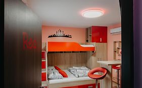 Design Apartments Red Blue